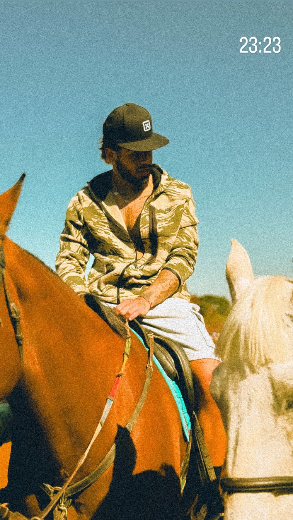 Zé Felipe e Ana Castela alimentam rumores de affair com postagens sincronizadas: "O único que eu quero"