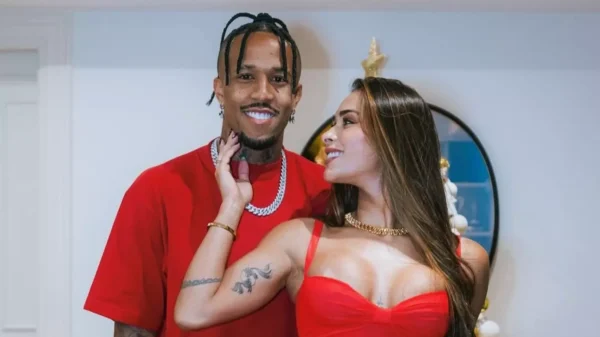 taina castro comenta casamento eder militao