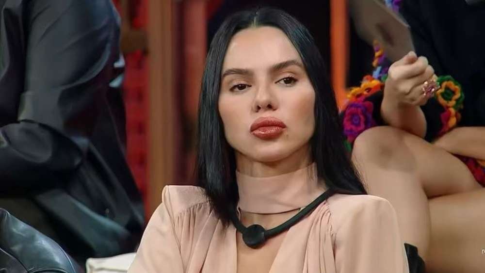 Equipe de Tamires Assis sai em defesa de Gaby Spanic após expulsão de A Fazenda 17