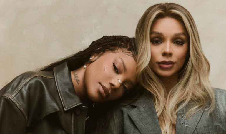 Vídeo: Brunna Gonçalves e Ludmilla simulam ato sexual durante show e vídeo repercute