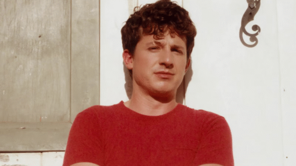 Aprenda a tradução de "Changes" - Charlie Puth