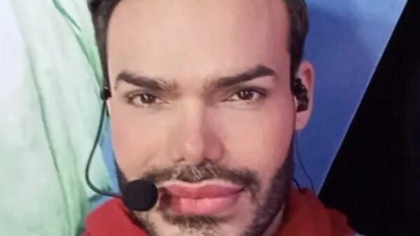 Emilio Sueños, o 'Ken Venezuelano', morre aos 41 anos após complicações hormonais