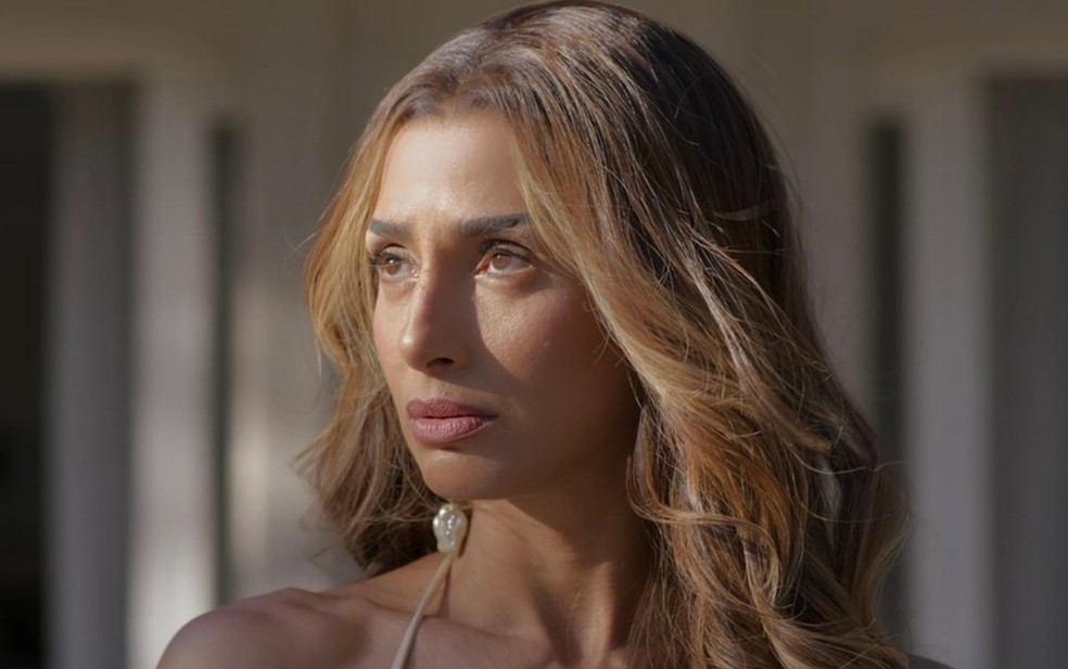 Globo chama Lola, de 'Beleza Fatal', de 'Bebel da 25 de Março' em evento e HBO Max rebate