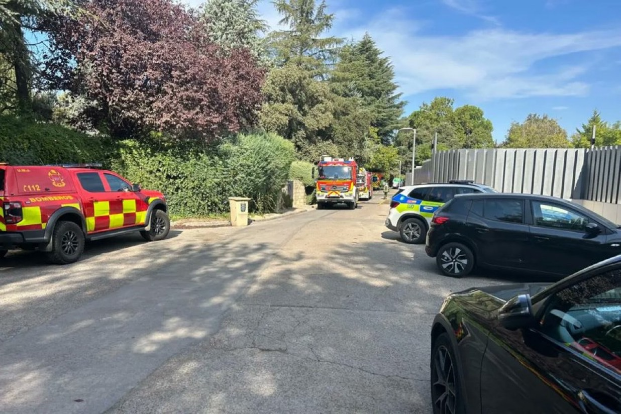 Incêndio destrói parte da casa de Vini Jr. em Madri 52 Incêndio destrói parte da casa de Vini Jr. em Madri