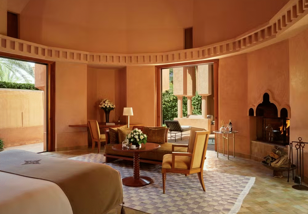 Endrick e esposa comemoram 1º aniversário de casamento em resort de luxo com diárias de R$ 50 Mil; veja fotos