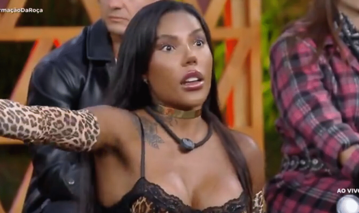 A Fazenda 17: Adriane Galisteu dá bronca ao vivo em peoa: “Me respeita”; veja vídeo