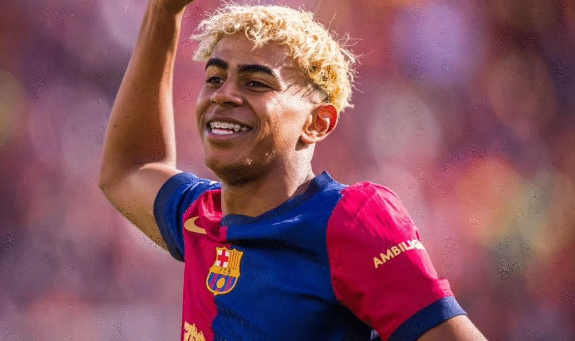 Lamine Yamal passará a cobrar por autógrafos: entenda a decisão do jovem craque do Barcelona