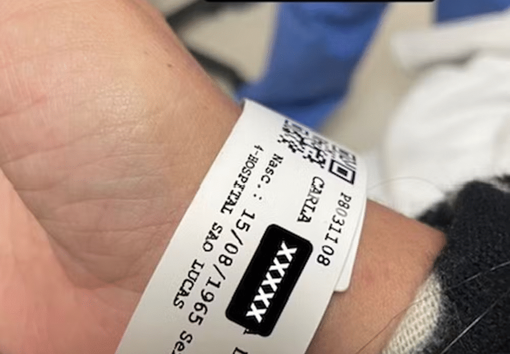 Atriz Carla Daniel passa por cirurgia após 13 meses de dores: “Achei um ótimo médico” 52 Atriz Carla Daniel passa por cirurgia após 13 meses de dores: “Achei um ótimo médico”