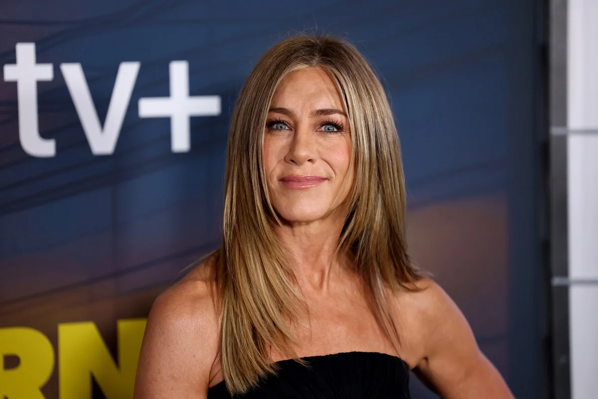 Jennifer Aniston abre o coração sobre luta para engravidar: "20 Anos Tentando" 51 Jennifer Aniston Rebate Especulações Sobre Maternidade: "Últimos 20 Anos Tentando"