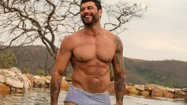 Vaza nude de Jesus Luz, ex-namorado da Madonna