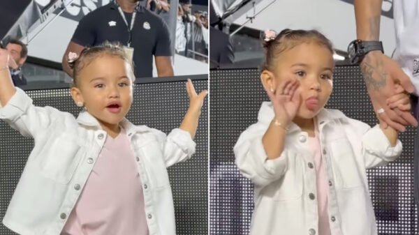 Vídeo: Filha de Neymar Jr., Mavie encanta em jogo do Santos com look especial do Outubro Rosa