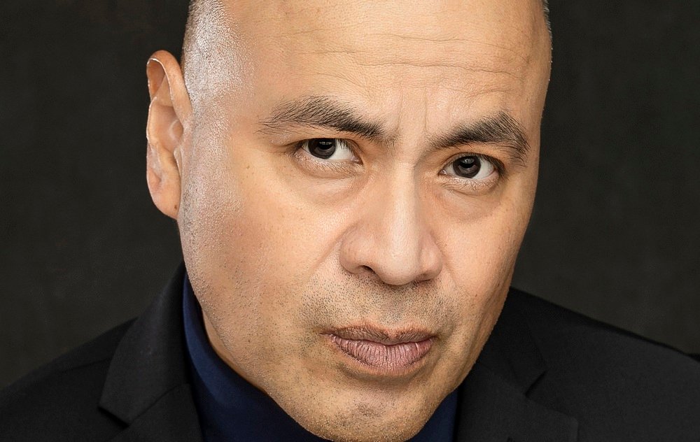 Do tribunal ao estúdio: Philip Mason lança sua primeira música em espanhol, “En Mi Corazón” 51 Philip Mason