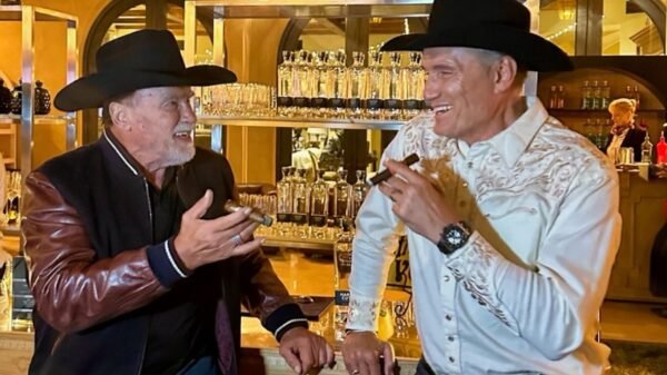 Reencontro de Lendas: Dolph Lundgren e Arnold Schwarzenegger participam de evento beneficente em Los Angeles