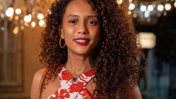 'Vale Tudo': Raquel 'desaparece' em episódio da semana final da novela