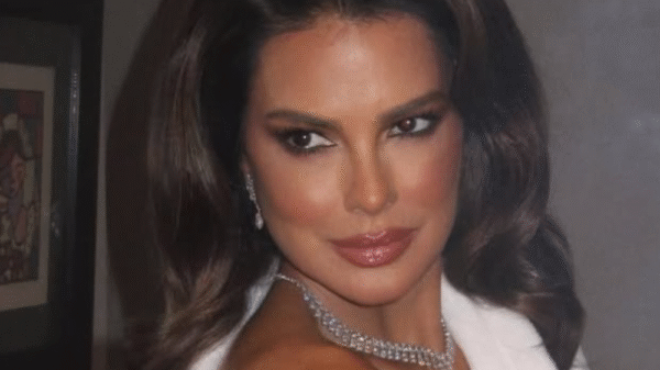 Após vencer câncer raro, Vera Viel celebra 50 anos com festa luxuosa em SP