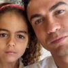 Filha de Cristiano Ronaldo ganha bolsa de luxo de mais de R$ 26 mil em aniversário de 8 anos