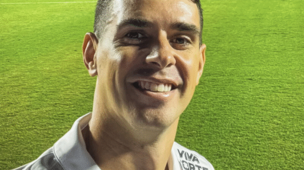 Jogador Oscar, do São Paulo, tem diagnóstico confirmado após desmaio