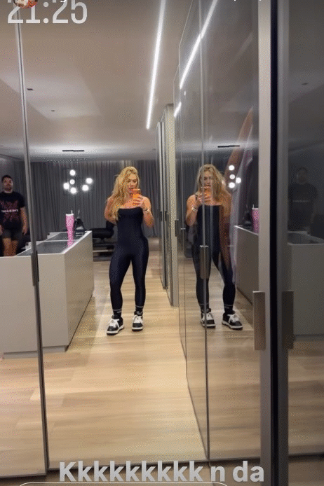 Virginia Fonseca é recebida com churrasco pela sogra na casa de Vini Jr e celebra momento em família no Rio 52 Virginia Fonseca é recebida com churrasco pela sogra na casa de Vini Jr e celebra momento em família no Rio