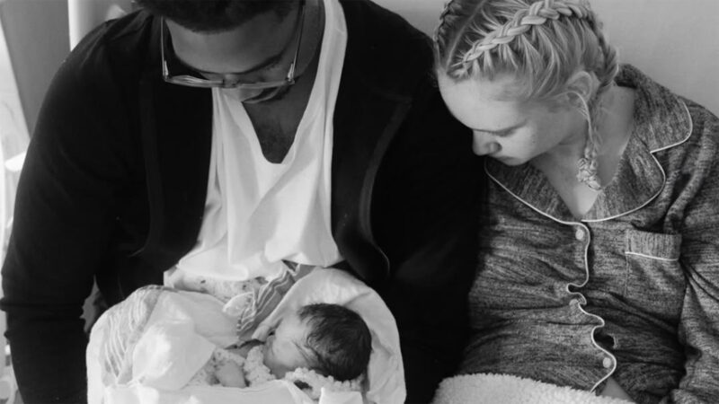 Filha gêmea de influenciadora morre após descolamento prematuro de placenta