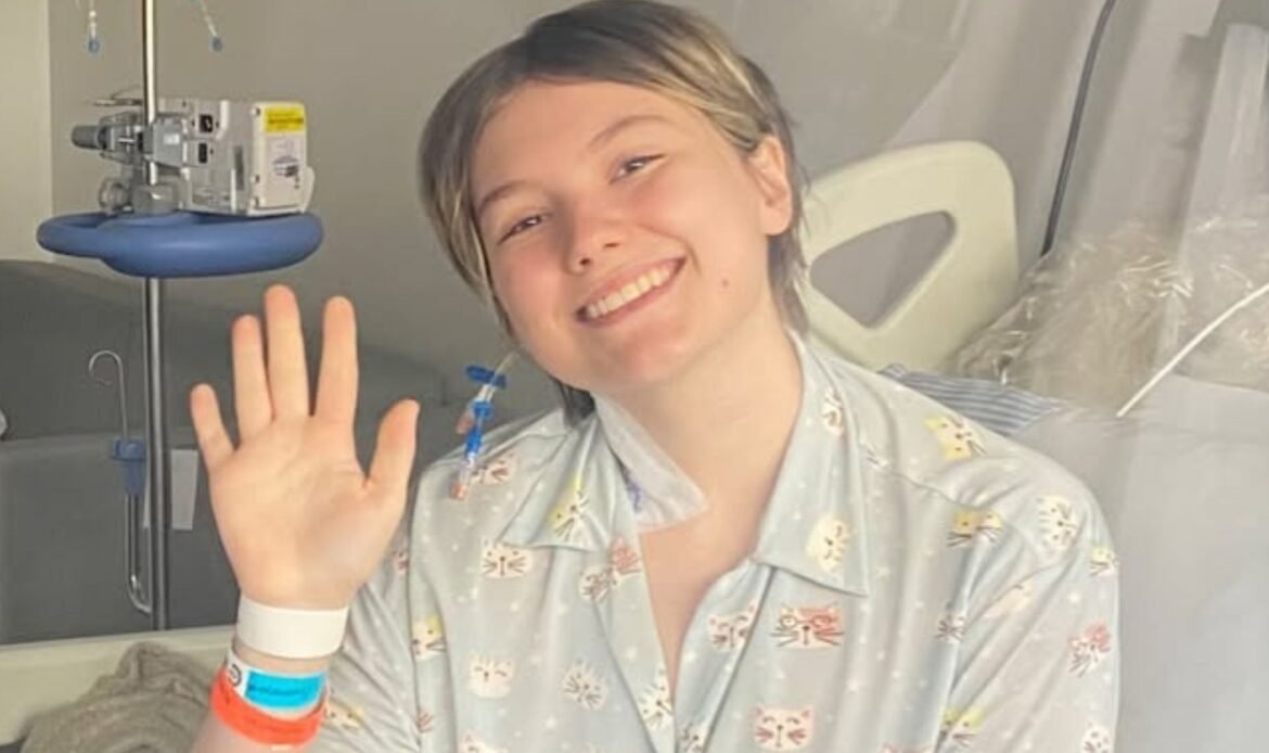 Marido atualiza estado de saúde de Isabel Veloso após 21 dias de internação: “Ganhei meu dia” 52 Marido atualiza estado de saúde de Isabel Veloso após 21 dias de internação: “Ganhei meu dia”