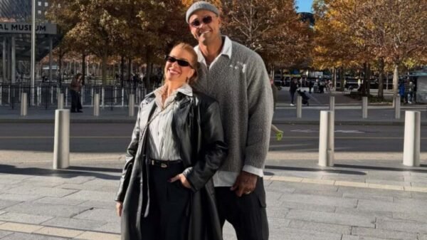 Grávida, Lore Improta aproveita viagem romântica com Léo Santana em Nova York