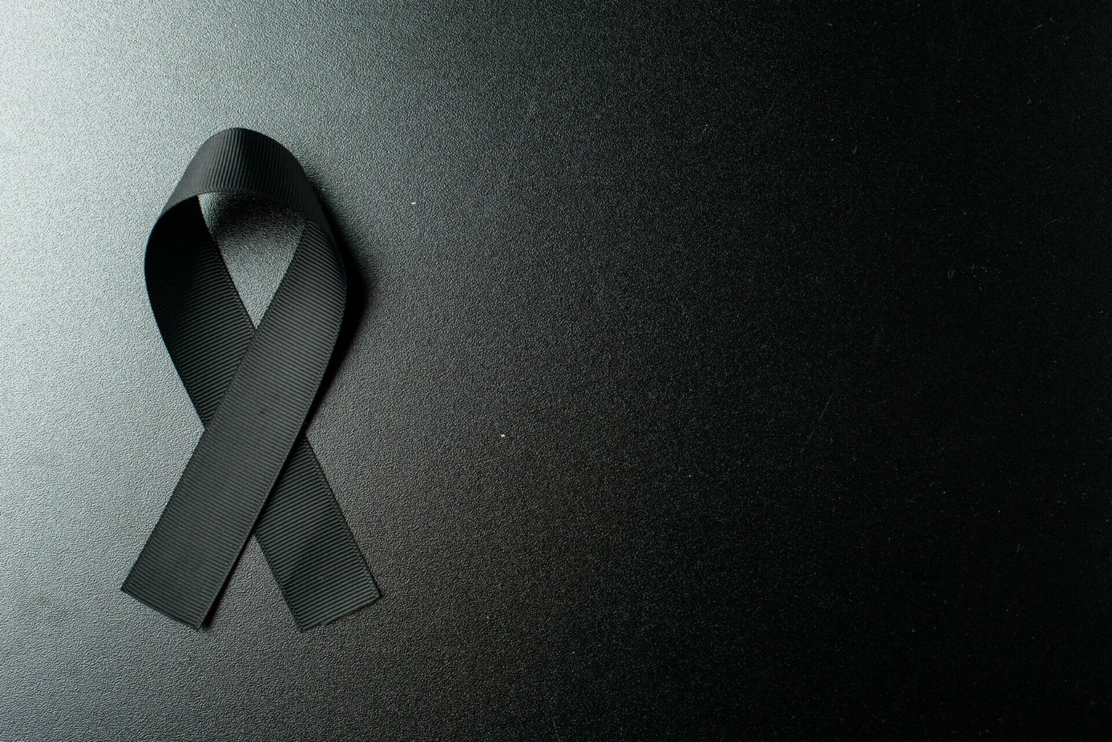 Atriz encontrada morta há seis anos fumava cerca de três maços de cigarro por dia