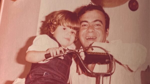 Morre Lindomar Castilho, ícone da música romântica brasileira, aos 85 anos