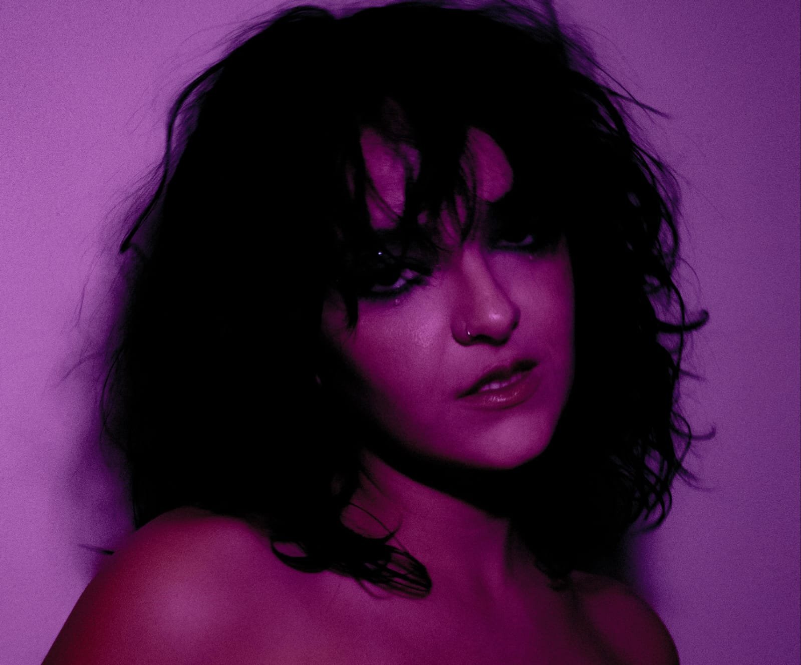 Camila Paredes anuncia “Doçura” como single de estreia do álbum Frenesi