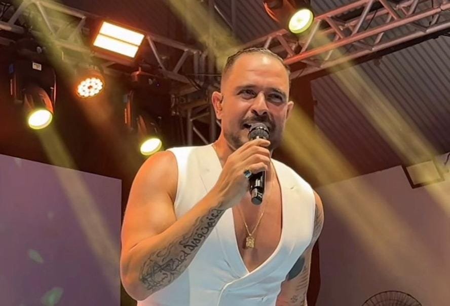 Diogo Nogueira faz desabafo em show e público aponta possível indireta após separação