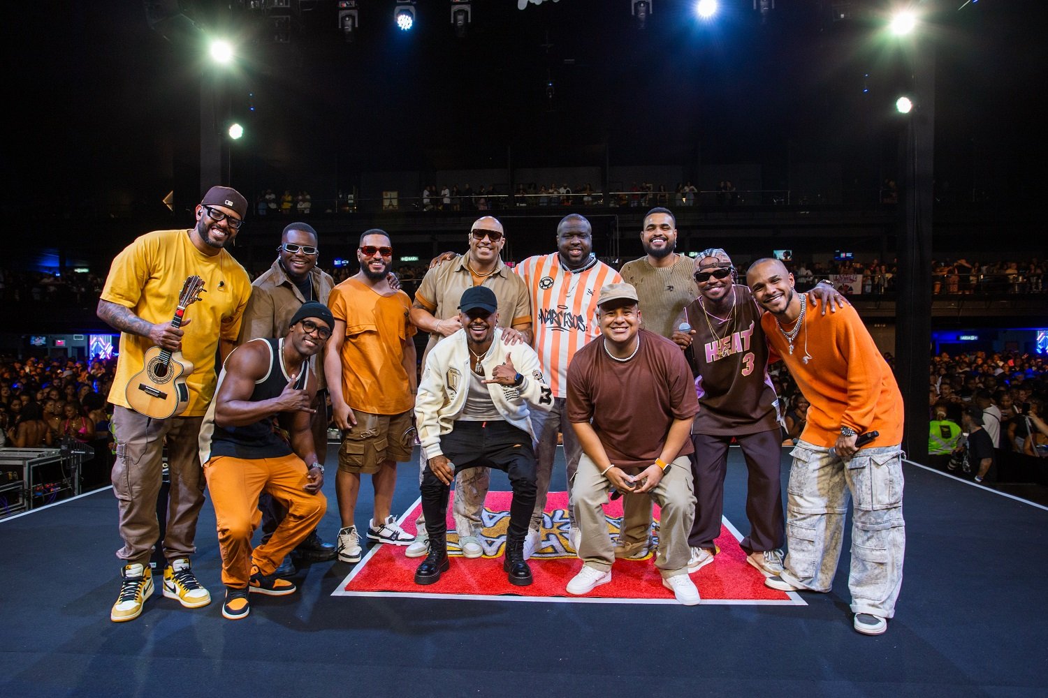 Com faixa inédita, "Os Caras da Rua Ao Vivo" chegou às plataformas