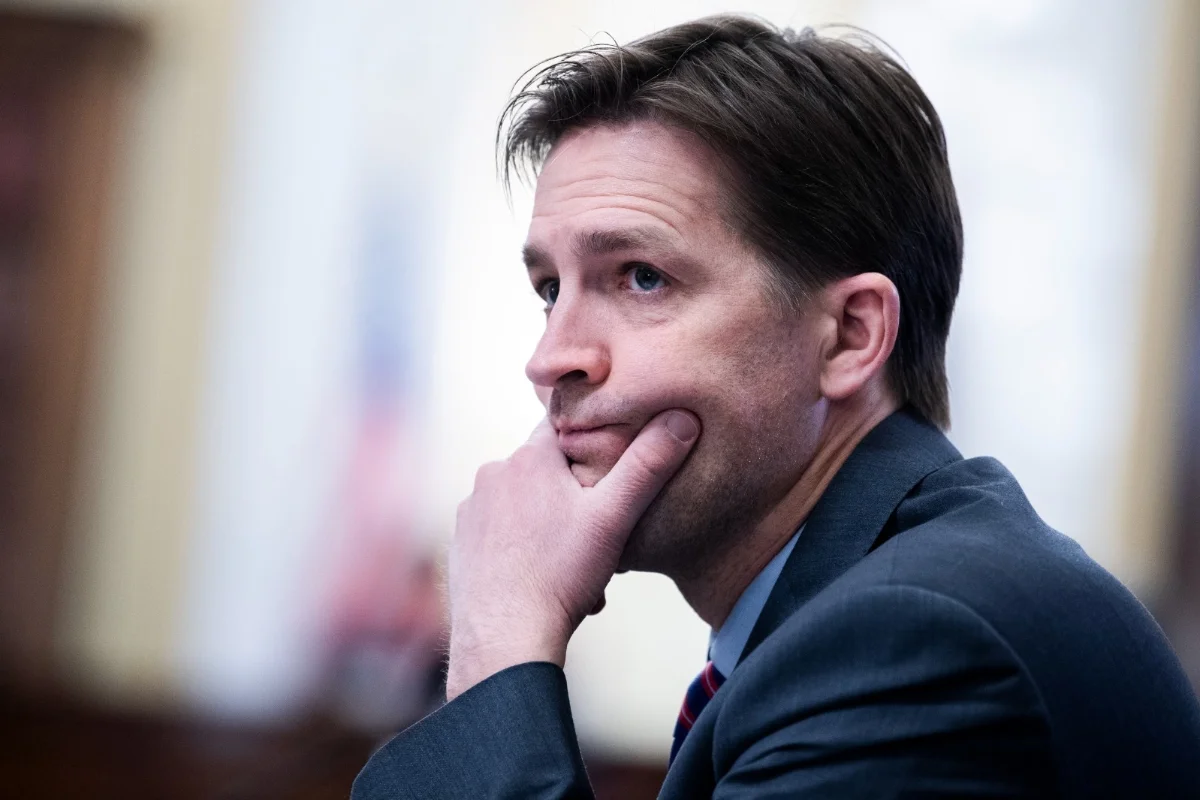 Ex-senador Ben Sasse anuncia diagnóstico de câncer terminal: "Vou morrer"