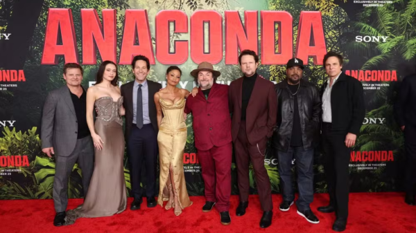 Selton Mello prestigia pré-estreia de “Anaconda” em Los Angeles ao lado do elenco 8 Steve Zahn, Daniela Melchior, Paul Rudd, Thandiwe Newton, Jack Black, Selton Mello, Ice Cube e Tom Gormican na estreia de 'Anaconda' — Foto: Getty Images