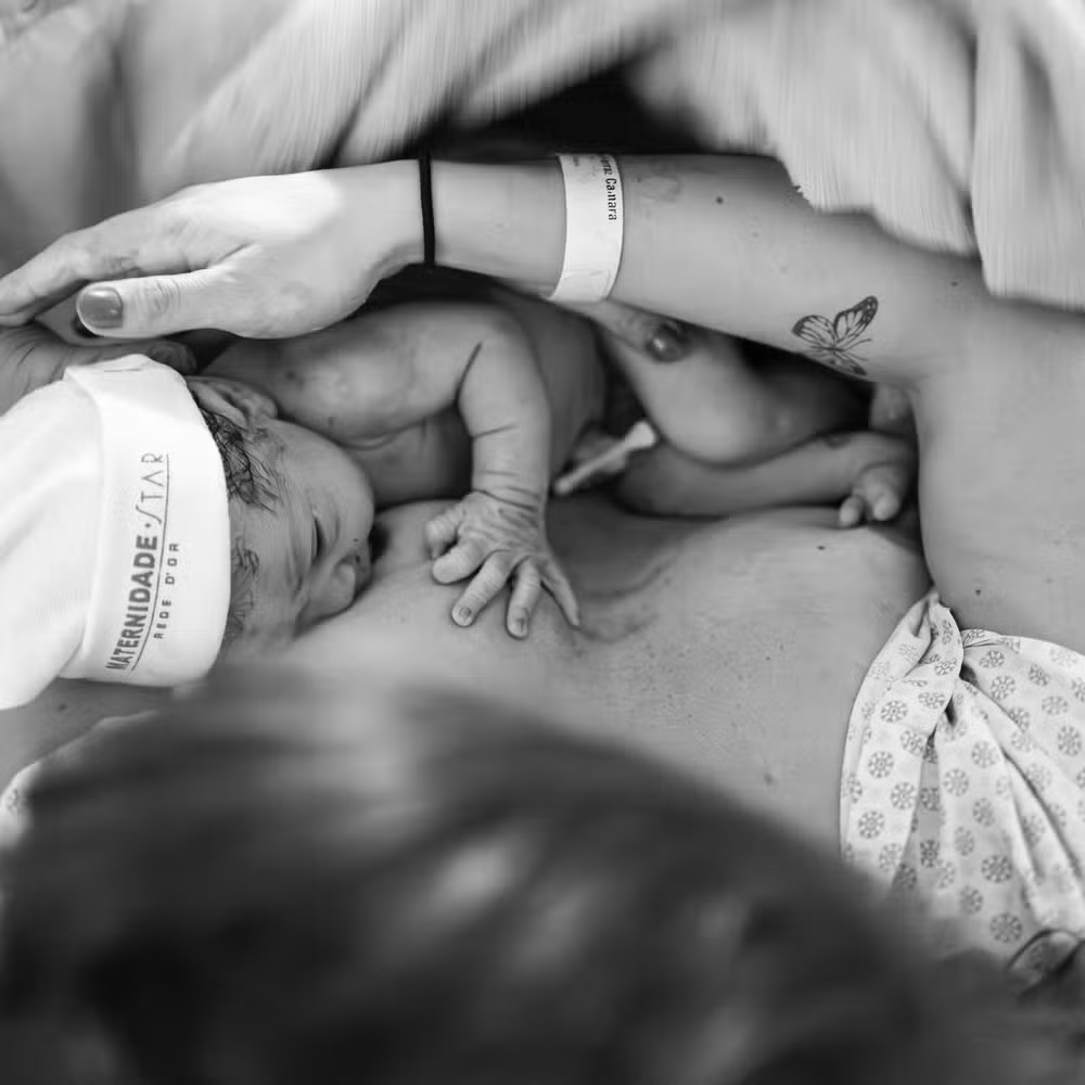 Ivan Moré anuncia nascimento da filha Amora, fruto do relacionamento com Giovanna Lemos