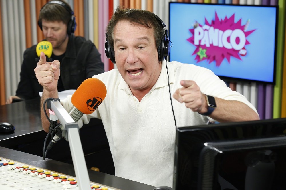 Emílio Surita espalha fake news, Jovem Pan se desculpa e Ministério da Fazenda dispara: "Pânico financeiro interessa apenas a criminosos"