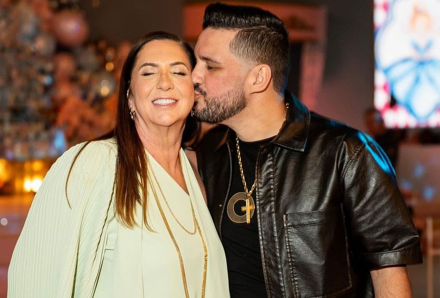 Mãe de Virginia Fonseca, Margareth Serrão anuncia fim de namoro com sanfoneiro Danilo Nascimento