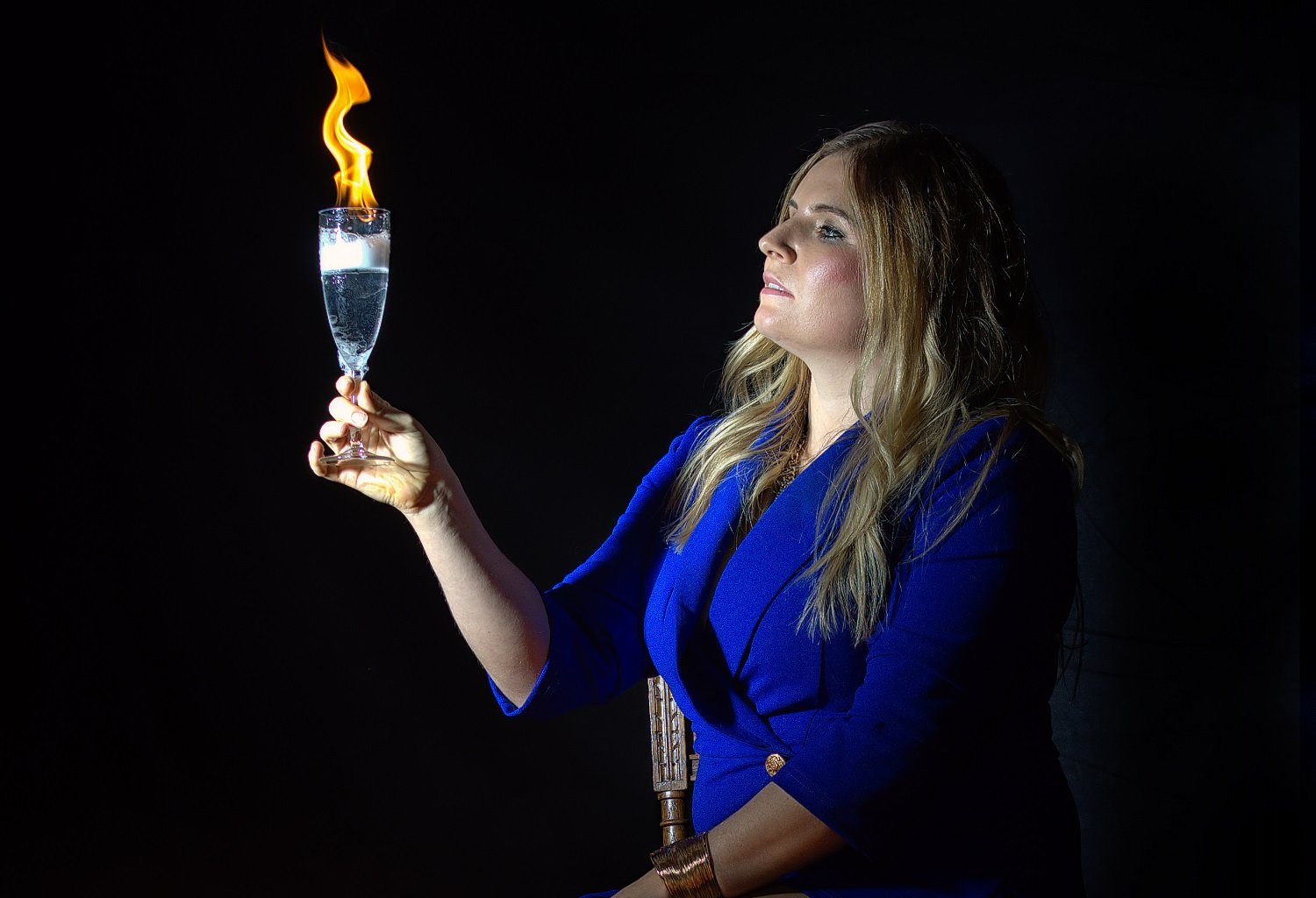 Cheri Lyn retorna com força e empoderamento no novo single "I Make You Run"