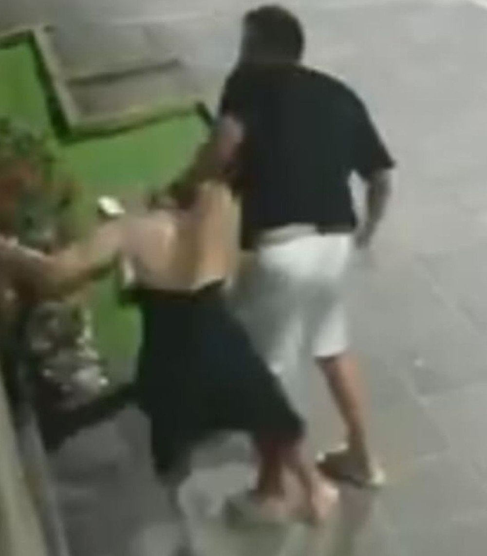 Condenado por violência doméstica, influenciador Babal Guimarães volta a ser acusado de agredir namorada 53 Condenado por violência doméstica, influenciador Babal Guimarães volta a ser acusado de agredir namorada