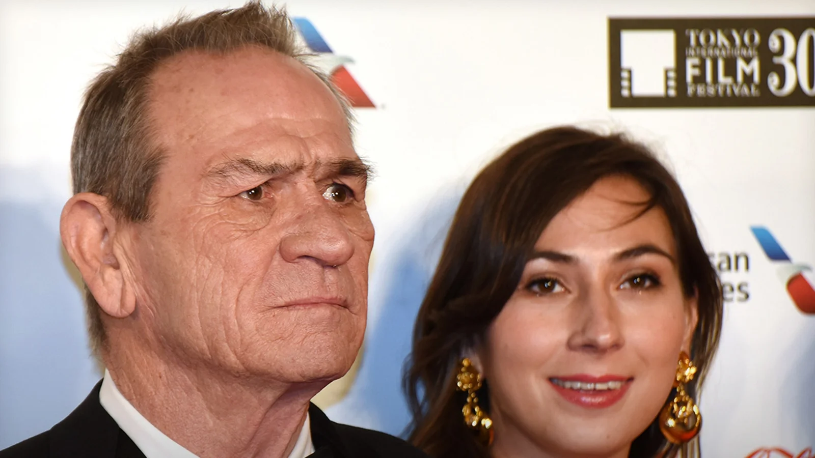 Filha de Tommy Lee Jones é encontrada morta em hotel de luxo em São Francisco