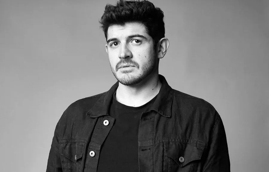 Morre Alexis Ortega, dublador do Homem-Aranha na América Latina, aos 38 anos