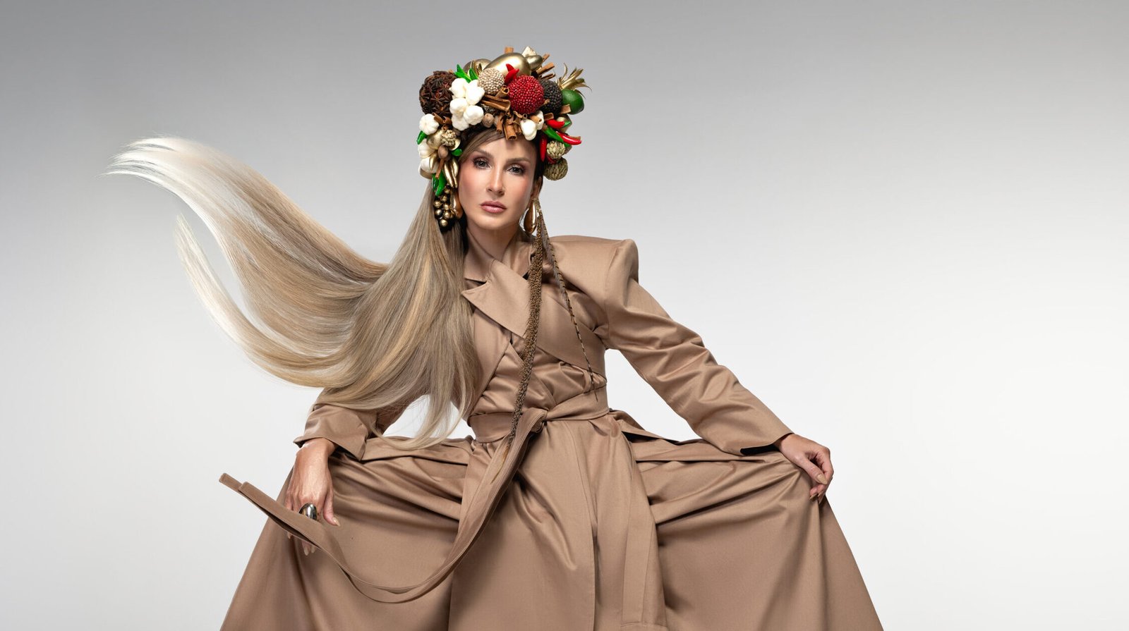 Claudia Leitte anuncia tema do Carnaval 2026 e lança versão ao vivo de “Plugin da Bagaceira”