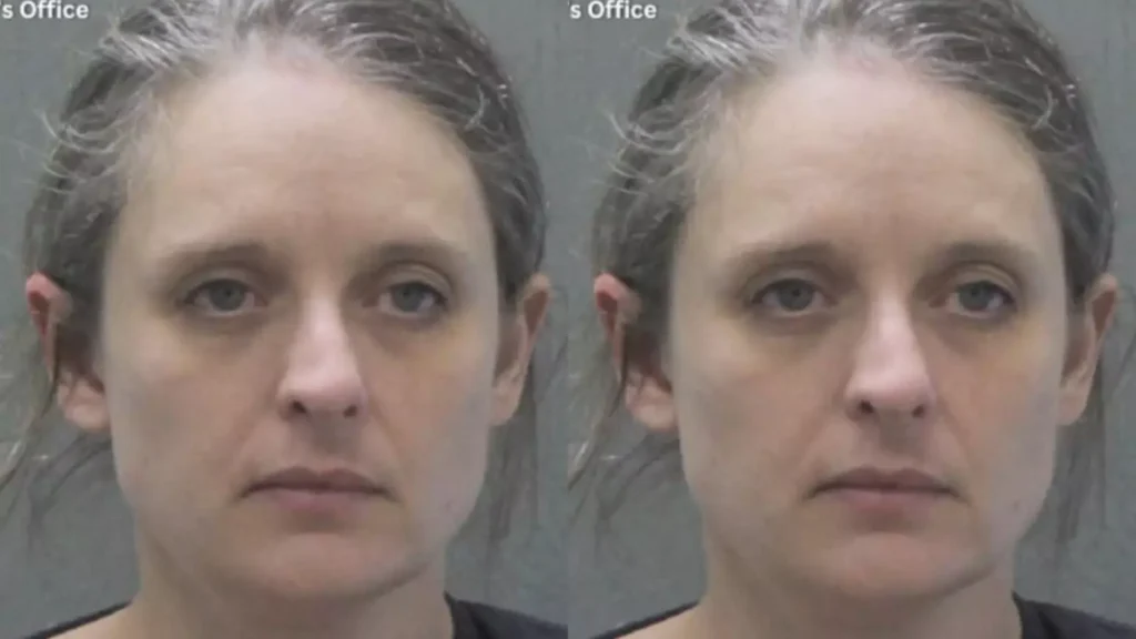 Mulher é presa por agredir policial após invadir lago tentando ser uma sereia