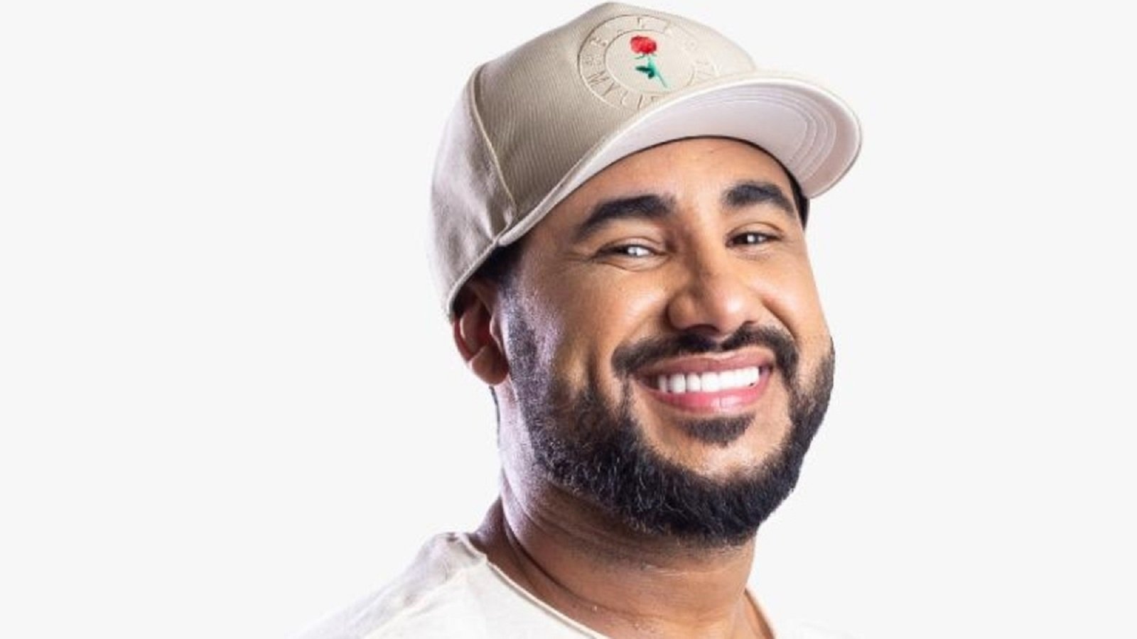 O cantor Raí Saia Rodada