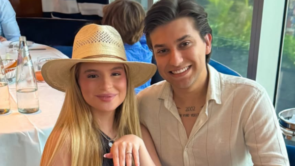 Sophia Valverde fim noivado