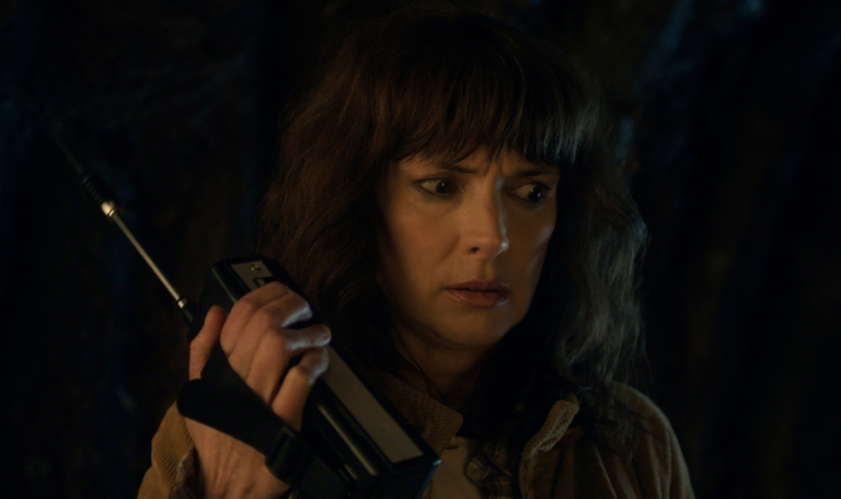 O escândalo que afastou Winona Ryder de Hollywood antes de retorno triunfal em Stranger Things 52 O escândalo que afastou Winona Ryder de Hollywood antes de retorno triunfal em Stranger Things
