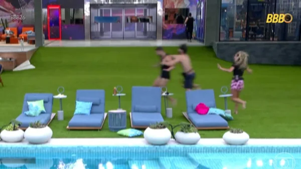 Momento em que PA empurrou Jonas - Foto: Reprodução/Globo