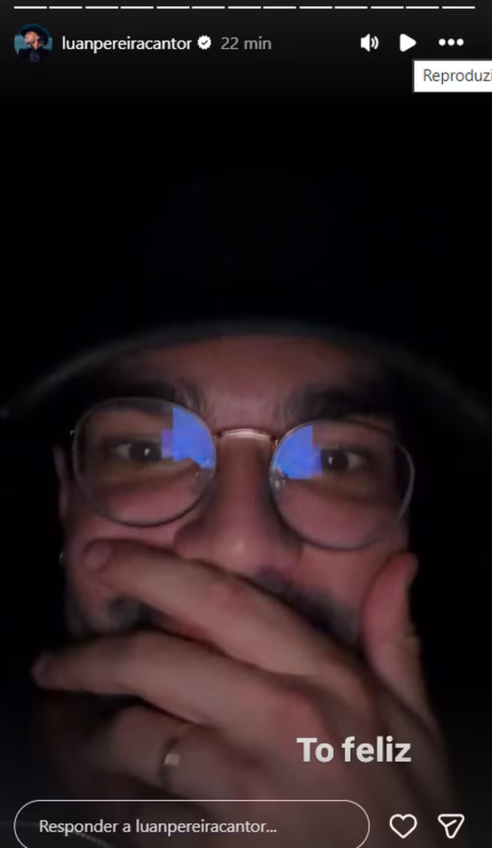 Luan Pereira se emociona ao ir ao cinema pela primeira vez: “Tô feliz”