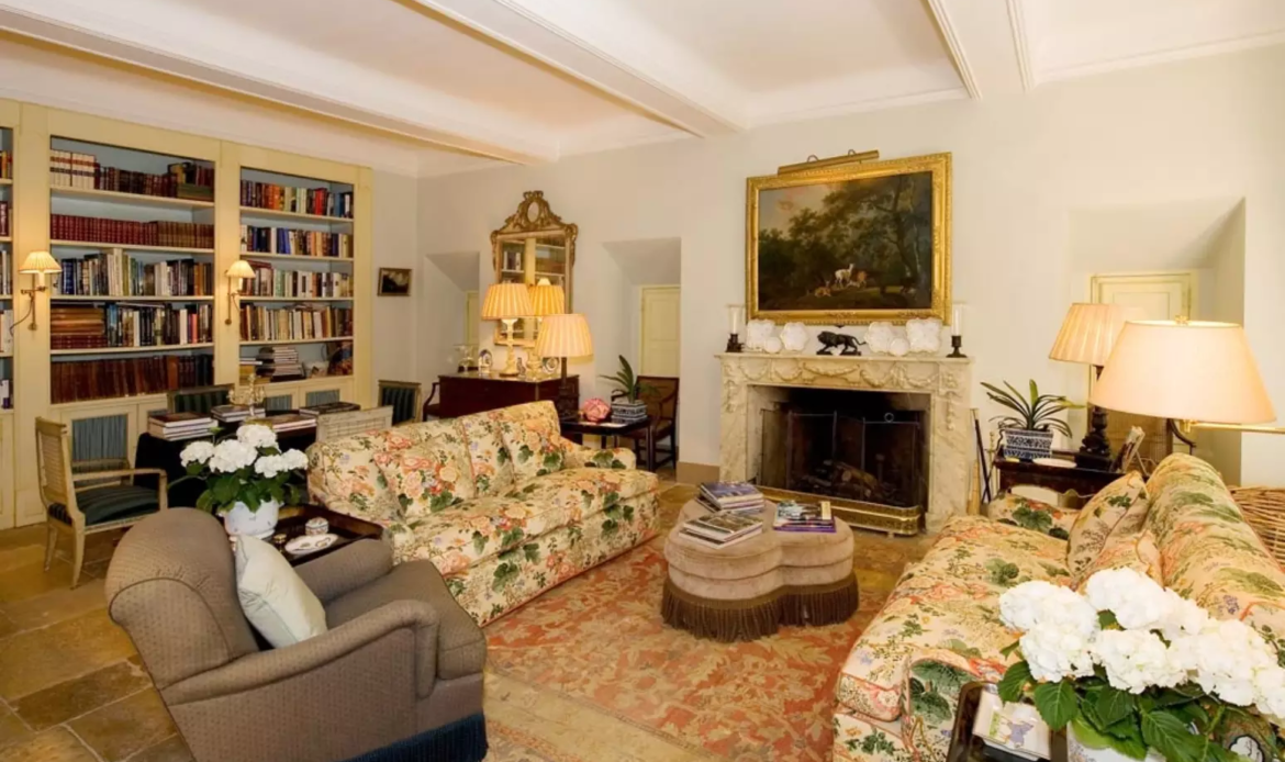 Conheça a luxuosa mansão onde George Clooney preserva a privacidade da família longe dos holofotes