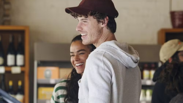 Saiba tudo sobre as férias de início de ano de Bruna Marquezine e Shawn Mendes