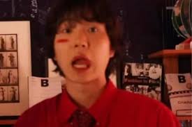 Vocalista da banda de k-pop S!o morre após acidente de carro