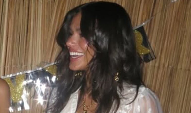 Saiba quanto custa o vestido transparente usado por Bruna Marquezine 55 Bruna Marquezine - vestido transparente - Réveillon